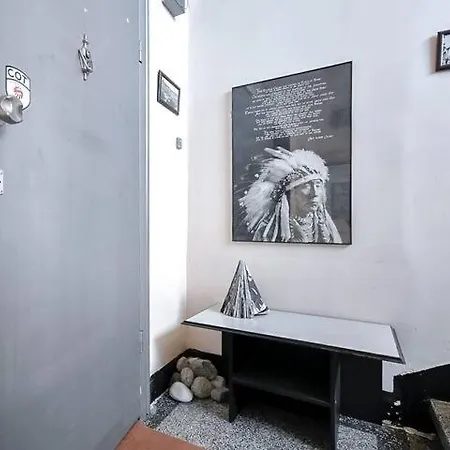 Classic In The Heart Of The Center Apartment