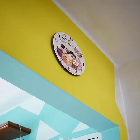 Classic In The Heart Of The Center Apartment